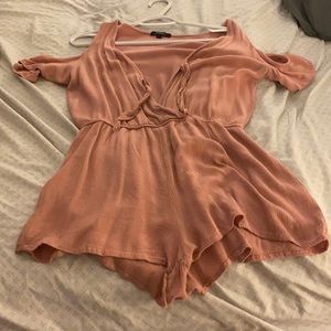 Romper , salmon colored, Large